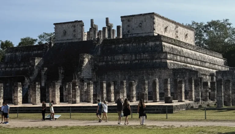 Galeria-tour-de-Chichen-Itza-6.webp